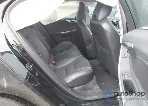 2013 Volvo S60 T5 z USA, uszkodzony, nr VIN YV1612FS0D1224908